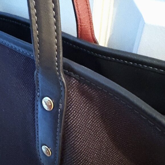 Coach Dark Denim Tote Navy and Burgandy Leather Gold Hardware 2020 with Hang Tag - Picture 5 of 12